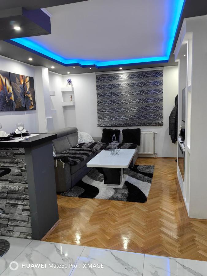 Apartmani Amona Stan Na Dan Doboj Zewnętrze zdjęcie
